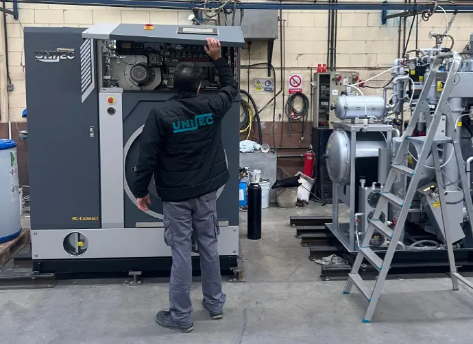 UNISEC Technicien Machines Nettoyage Sec France Multisolvant Écologique